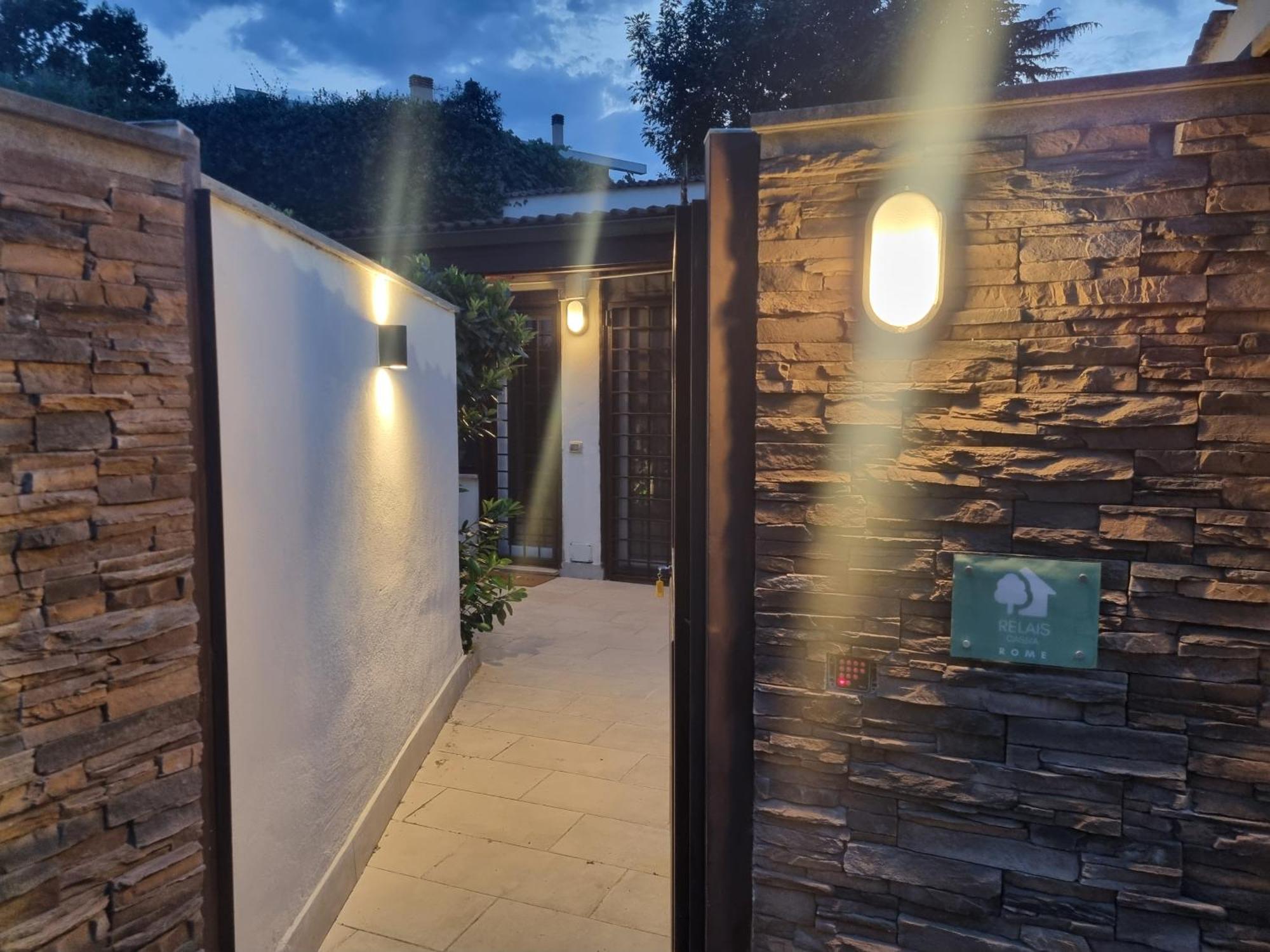 Relais Cassia - Parking, Wi-fi & Barbecue Semesterbostad *